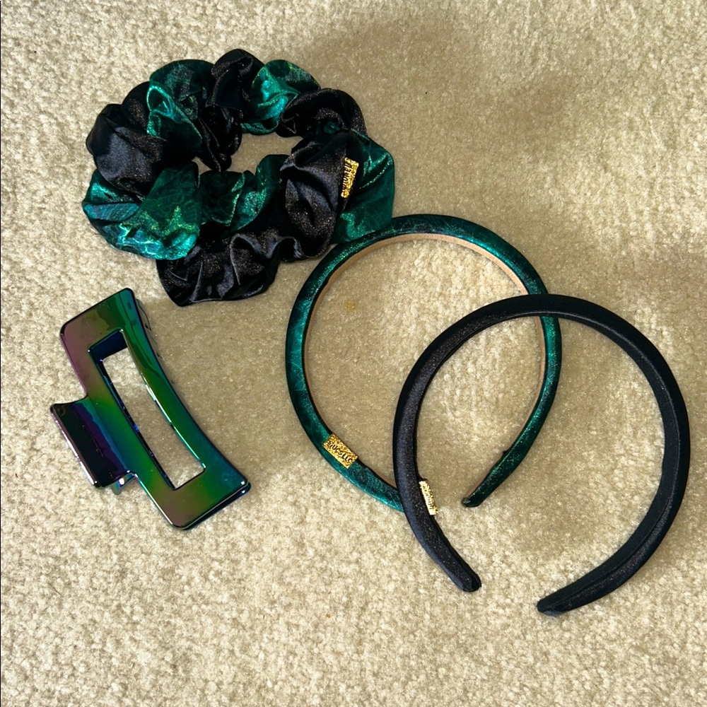 Official ‘Wicked’ Hair Accessories Set. NWOT